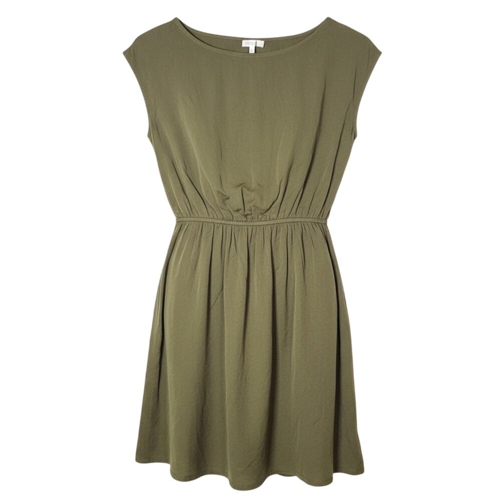 Twik green cap sleeve dress size medium M B175